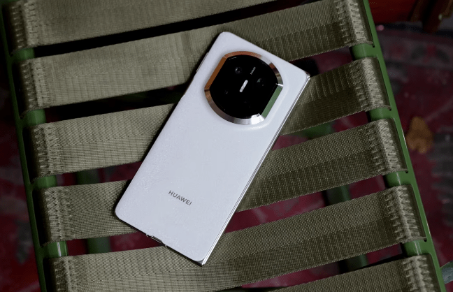 Huawei Mate X7 Review: Flagship Foldable Experience Huawei Mate X7